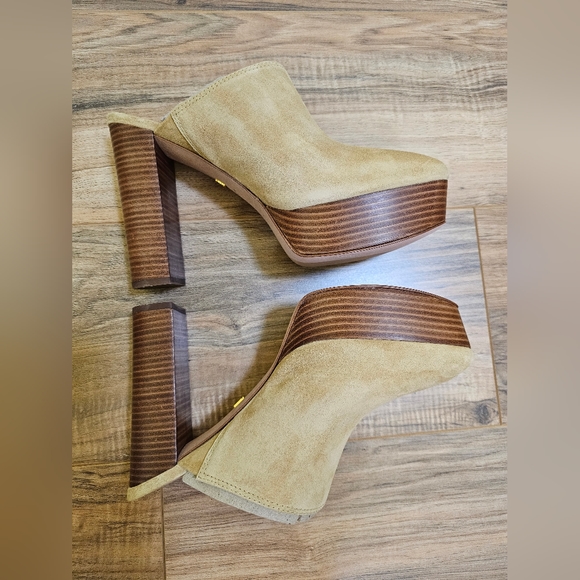 Veronica Beard Maren Suede Platform Mules, size US 9.5 - Picture 7 of 11